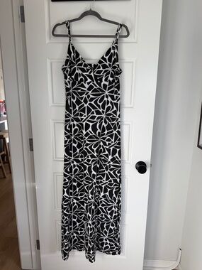 Roxy Black and White Floral-Print Maxi Dress